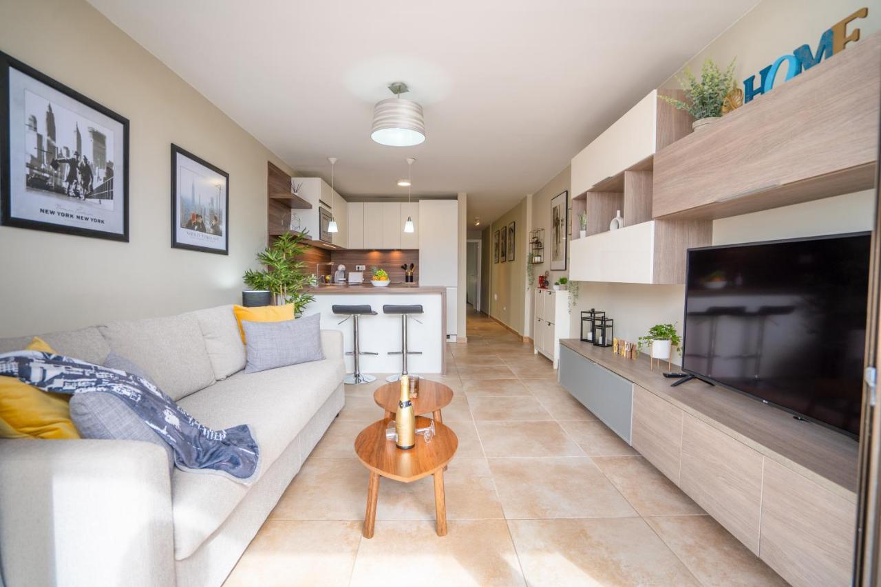 Villa La Laja With 5 Bedrooms And Sea View Callao Salvaje