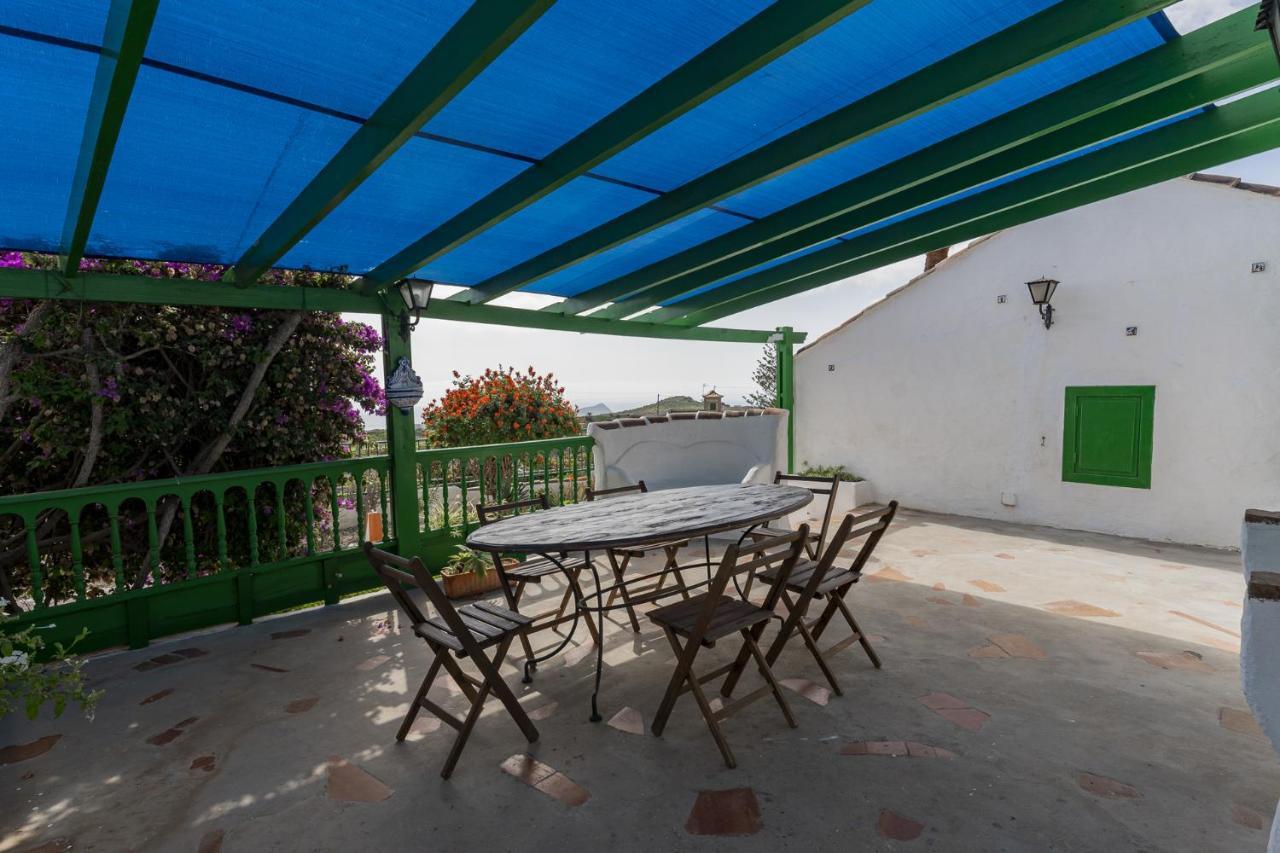 Casa Rural La Capellania Country house *