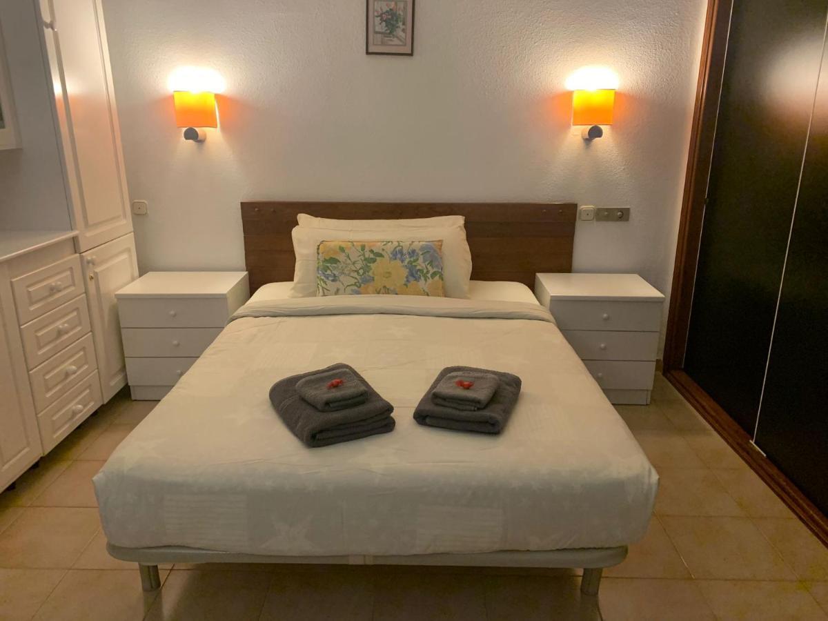 Aphotel Paraiso Del Sur In Centro Citta, Wifi Personale, Vista Mare Con Terrazza, Ristoranti E Pub Adiacenti, Taxi E Bus, Atelier Cura Persona, Farmacia Con Medico Appartement Costa Adeje (Tenerife)