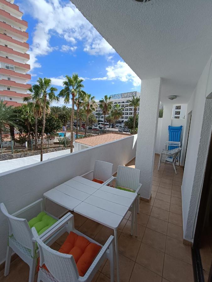 Centro Las Americas 304