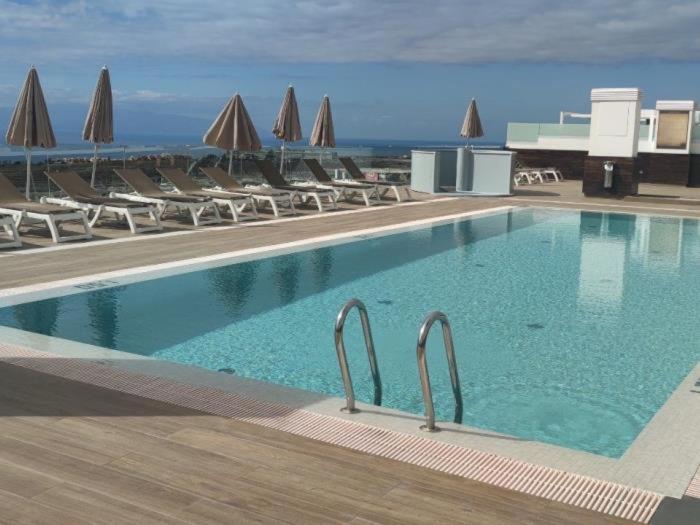 1 9 Tesoro Galeon Y Gym Apartment *