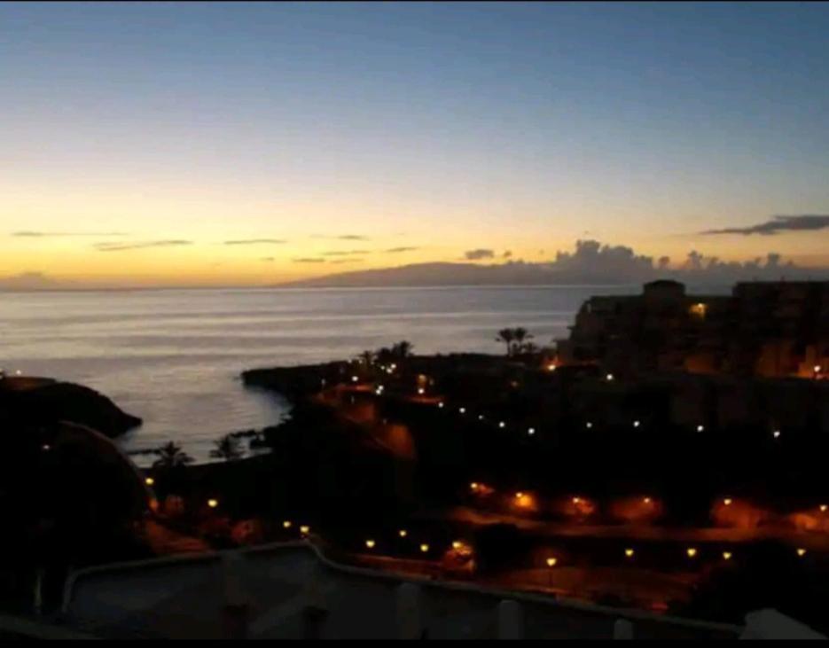 Sunset, Ocean Views 214 * Playa Paraiso (Tenerife)