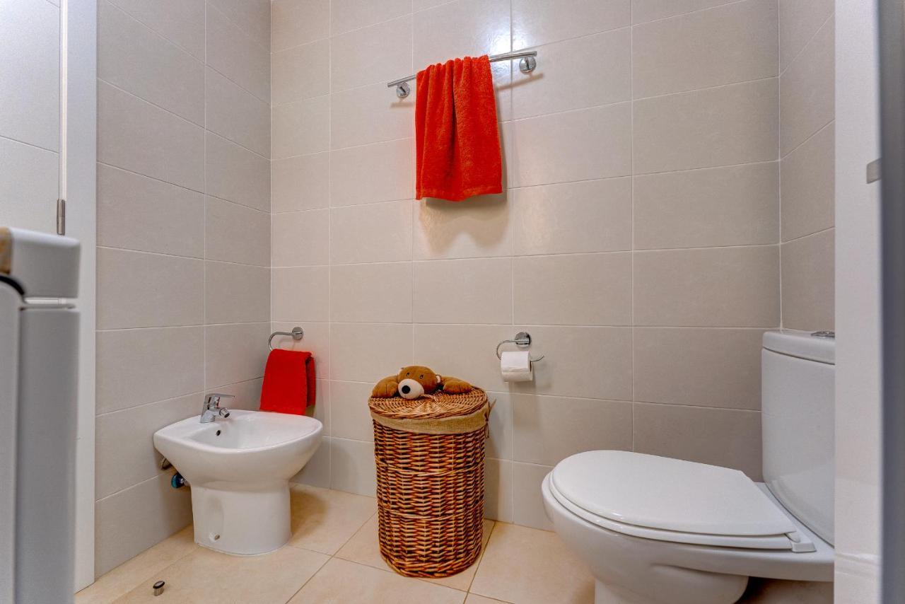 Charming Two Bedroom In Cristianos Apartment *