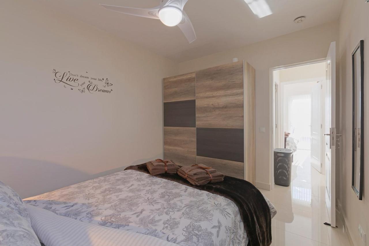 Stunning Within Nr Cristianos Appartement