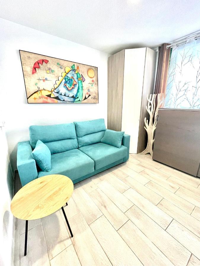 Apartment Optimist *