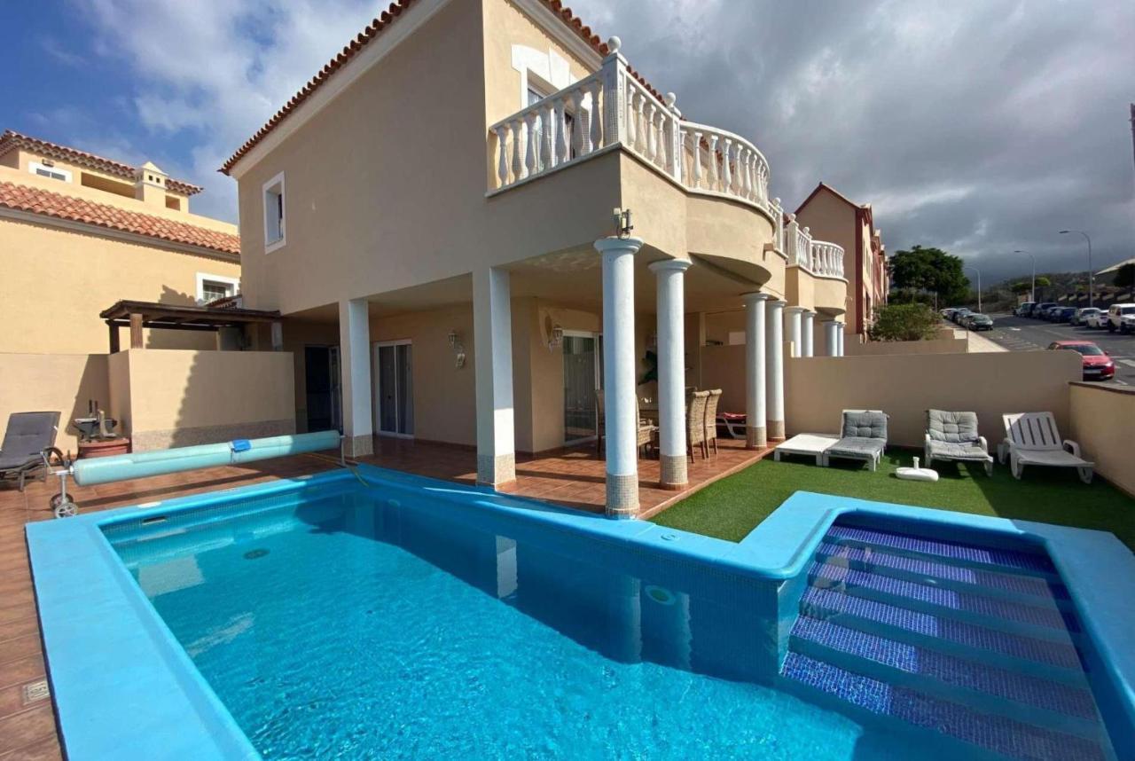 Villa Cush