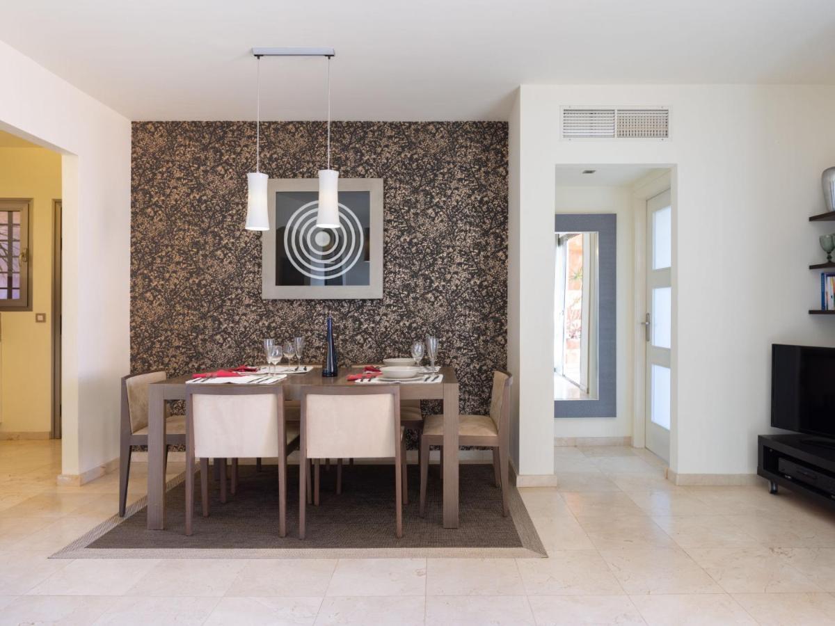 Duplex Bencomo *