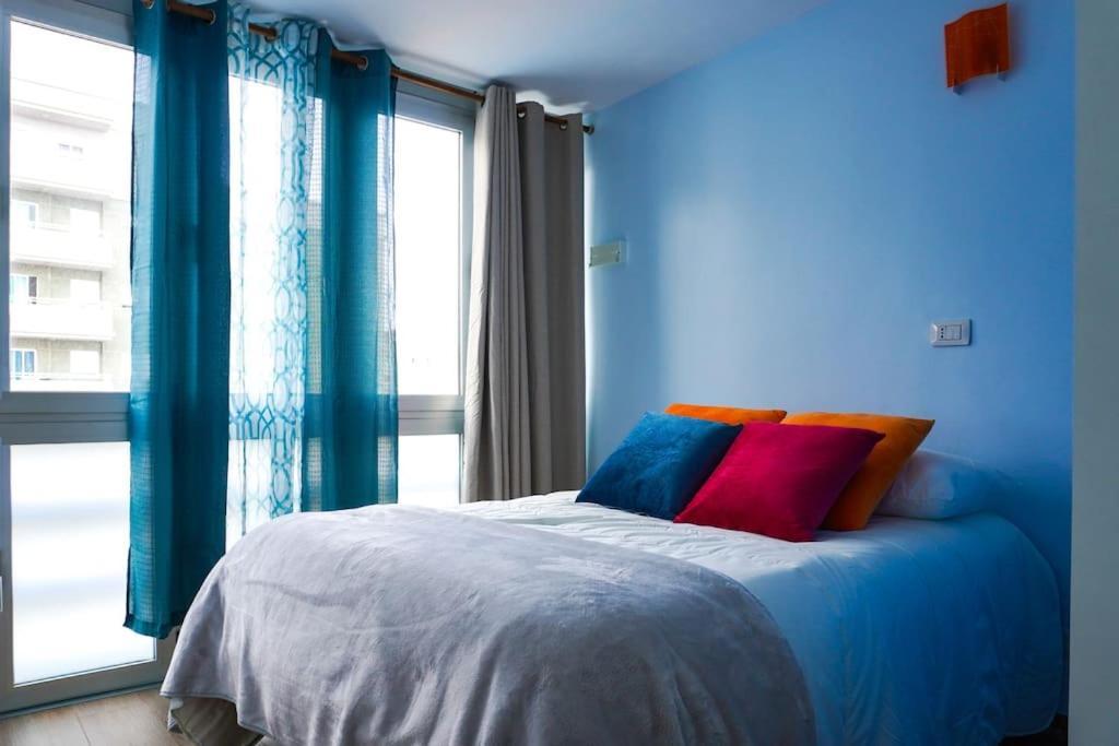 Blue Batayola Pool Apartment
