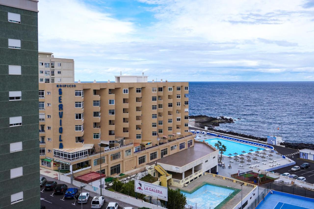 Blue Batayola Pool *