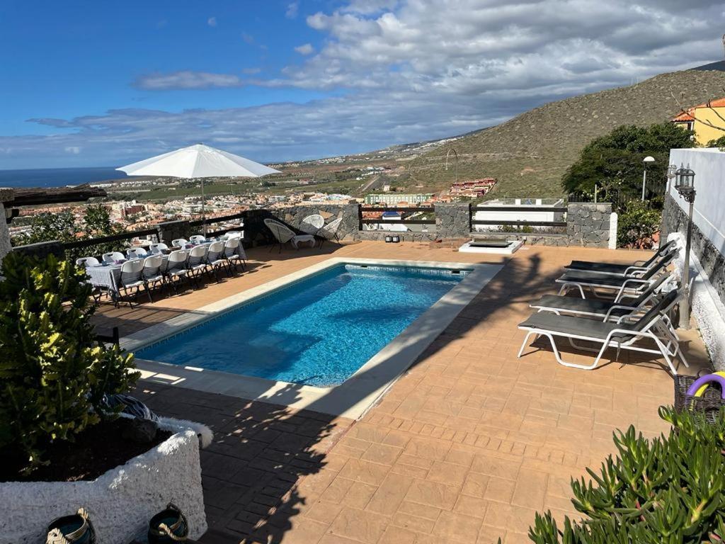 Villa Marianna Con Piscina Climatizada Y Barbacoa Costa Adeje (Tenerife)