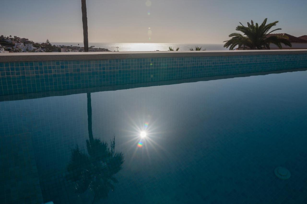 200m² New B With Private, Heated Pool And Amazing Ocean View. *