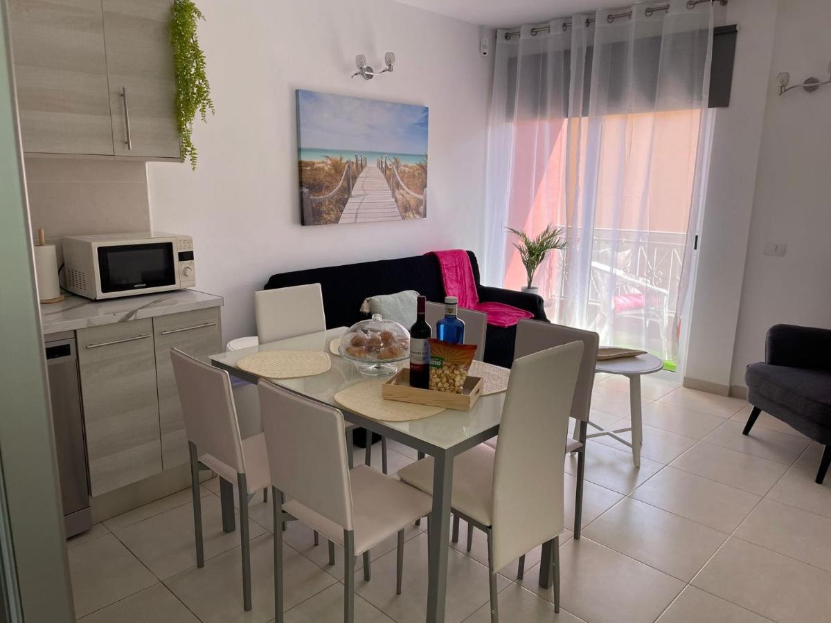 And Close To The Airport * San Isidro (Tenerife)