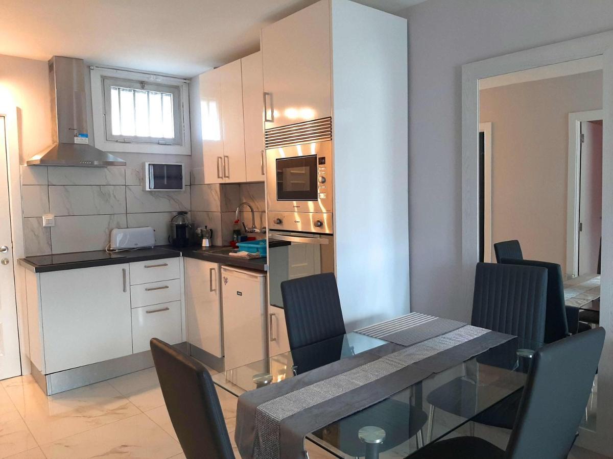 Centrally Located Close To The Ocean. *