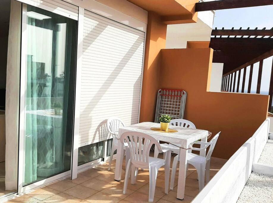 Bright And Spacious Rental With Ocean View * San Miguel de Abona