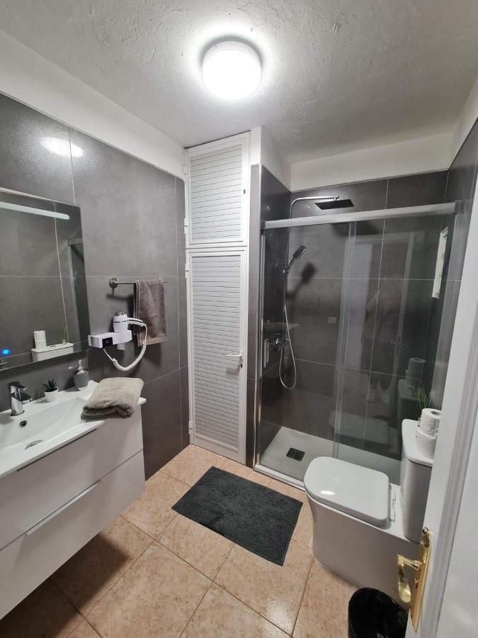 Floritas, Playa De Americas Apartment *