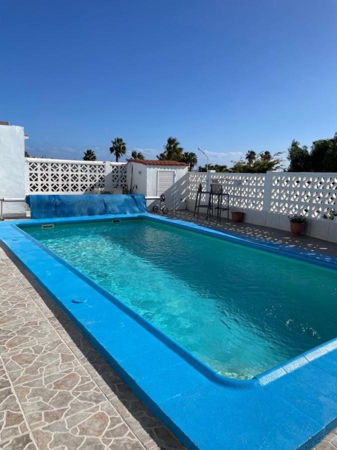 Casa Tom - Spacious Holiday With Heated Pool Villa San Miguel de Abona