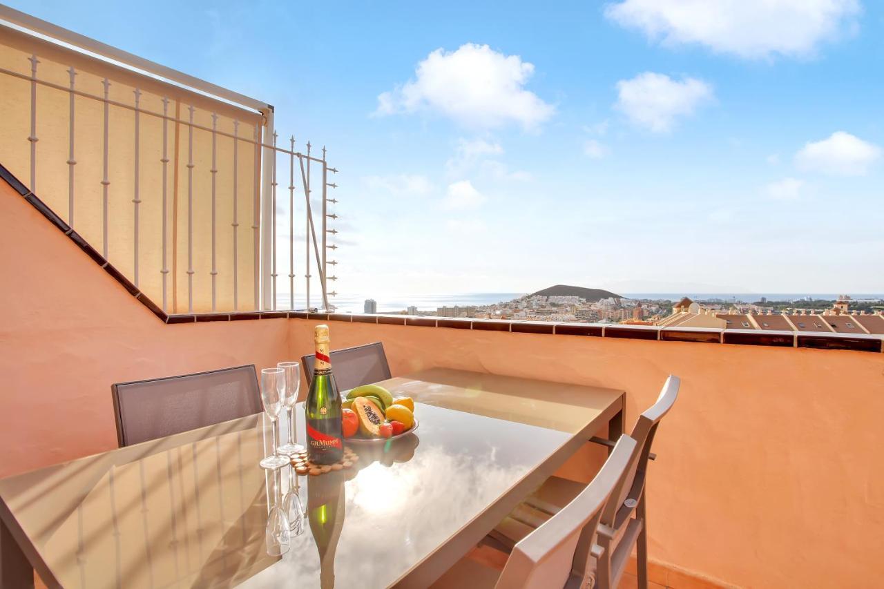 Floor, Sea View, Huge Terrace, Heated Pool, Garage Apartamento Los Cristianos (Tenerife)
