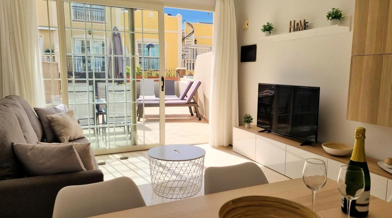 Lovely With Big Sunny Terrace Apartment Palm-mar