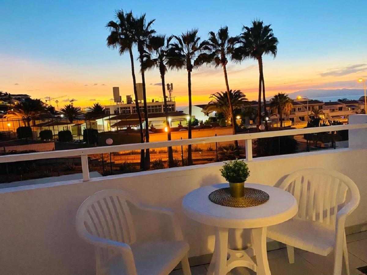 Island Village Sunset By Deihu Experiences Apartamento