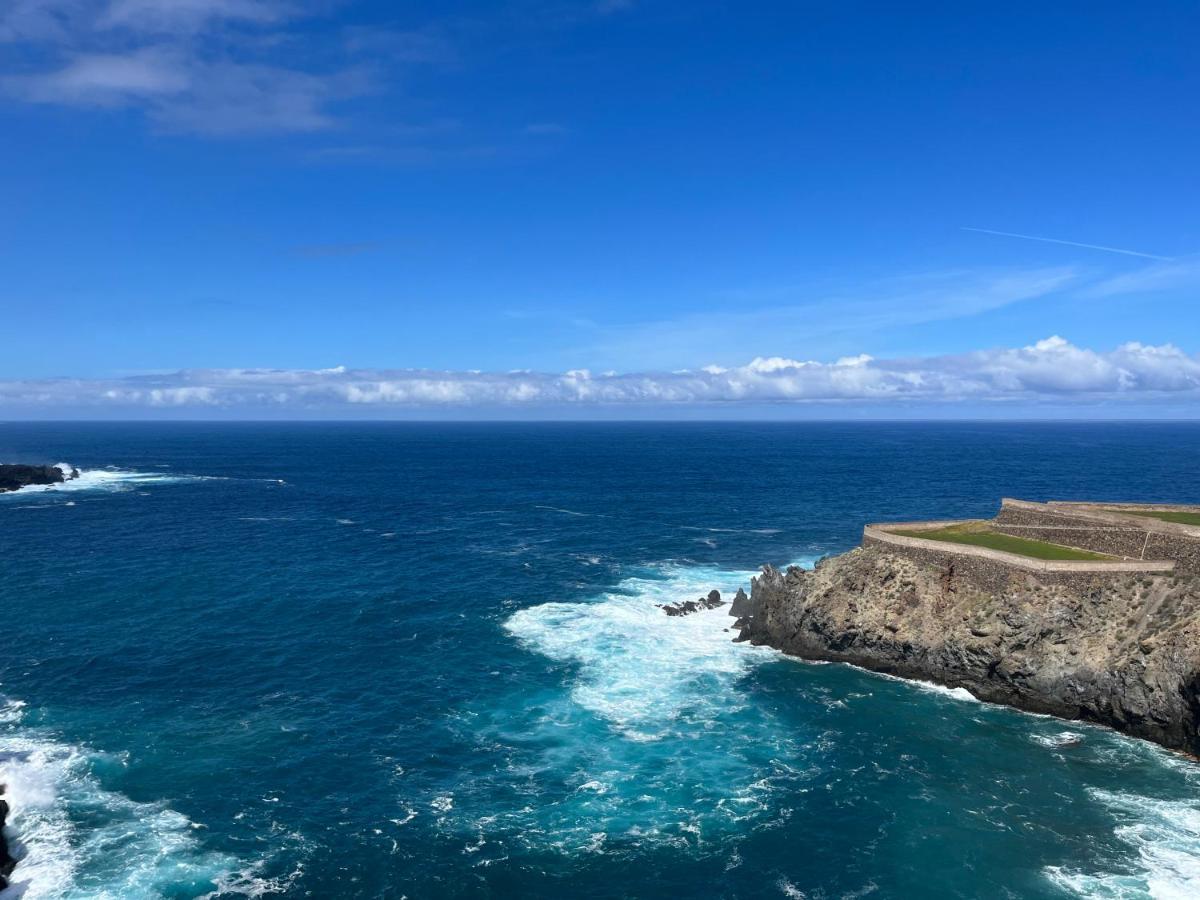Relax Monis Incredible Ocean Views