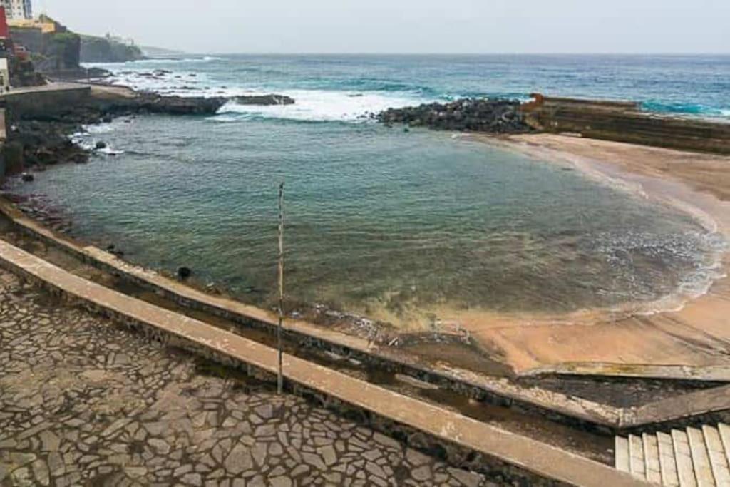 Coastal Vista: Retreat In Nature Bajamar (La Laguna)