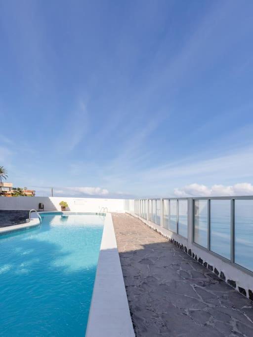 Coastal Vista: Retreat In Nature Appartement
