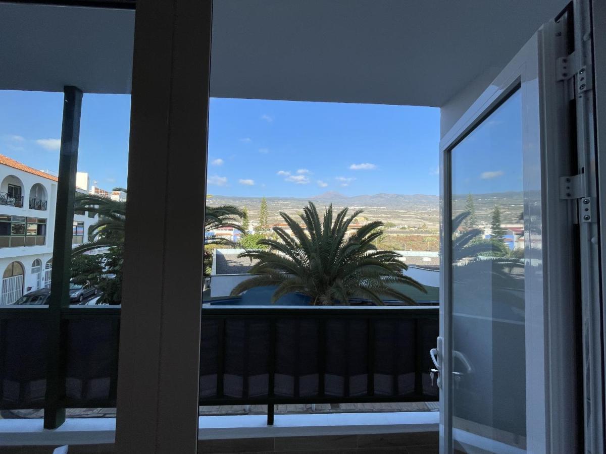 By The Beach With Amazing Teide View Apartment