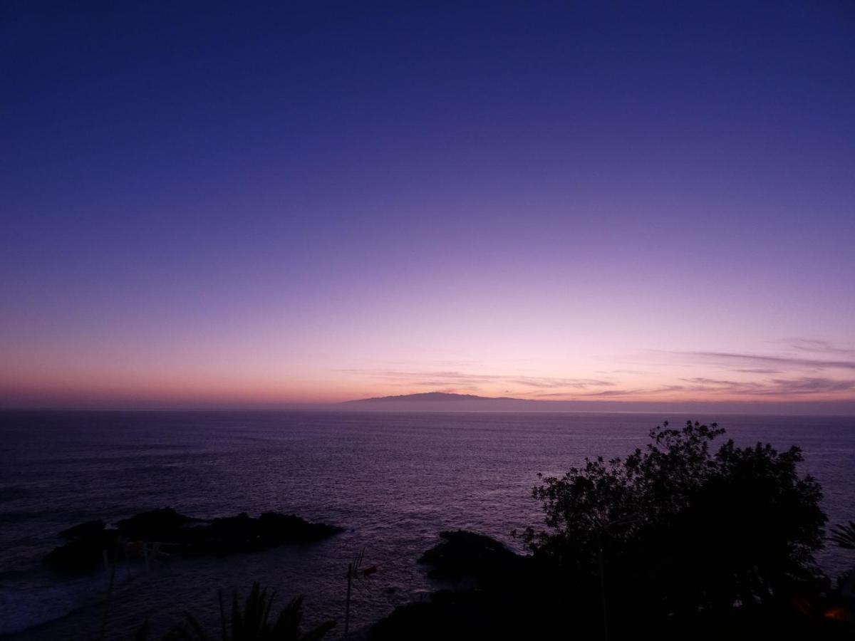 By The Beach With Amazing Teide View *