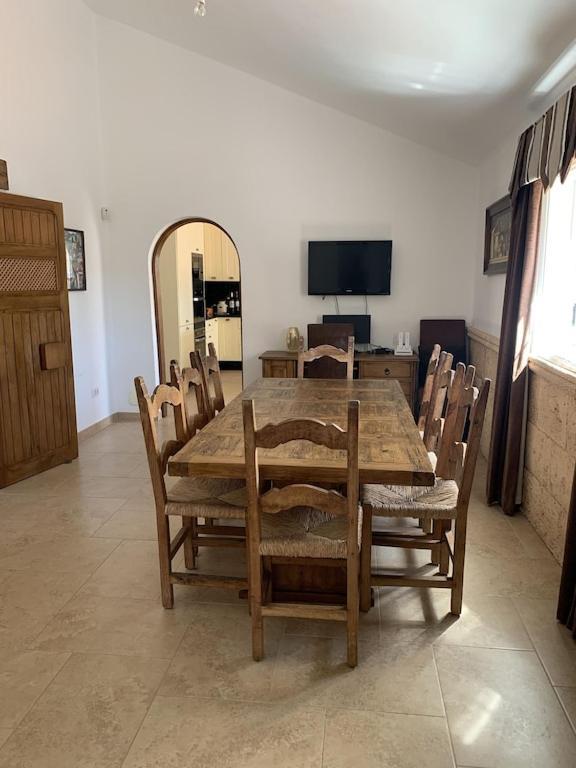 Casa Paraiso Tenerife, Stunning Family With Totally Secluded Pool Area, Wheelchair Friendly