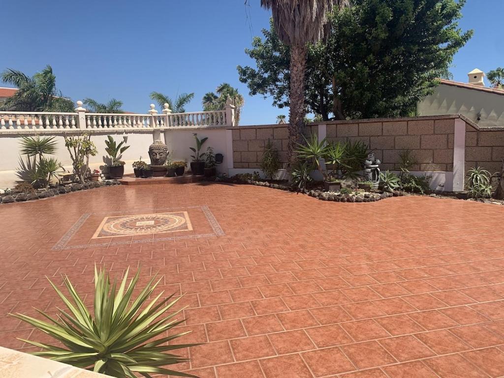 Casa Paraiso Tenerife, Stunning Family With Totally Secluded Pool Area, Wheelchair Friendly