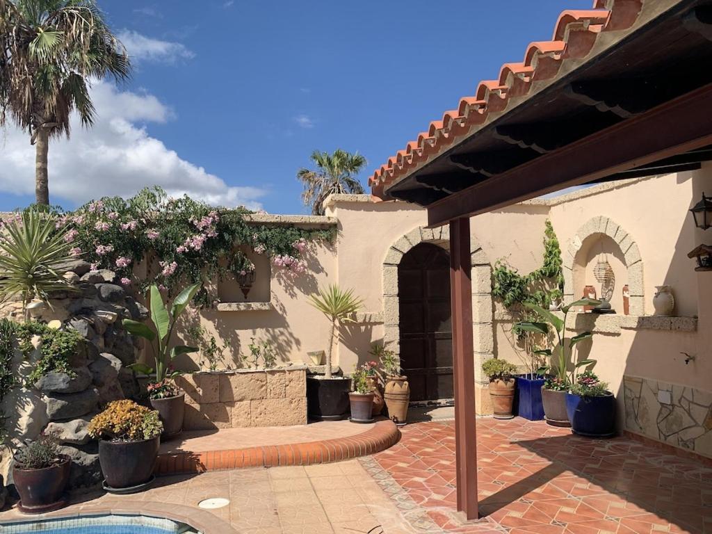 Casa Paraiso Tenerife, Stunning Family With Totally Secluded Pool Area, Wheelchair Friendly