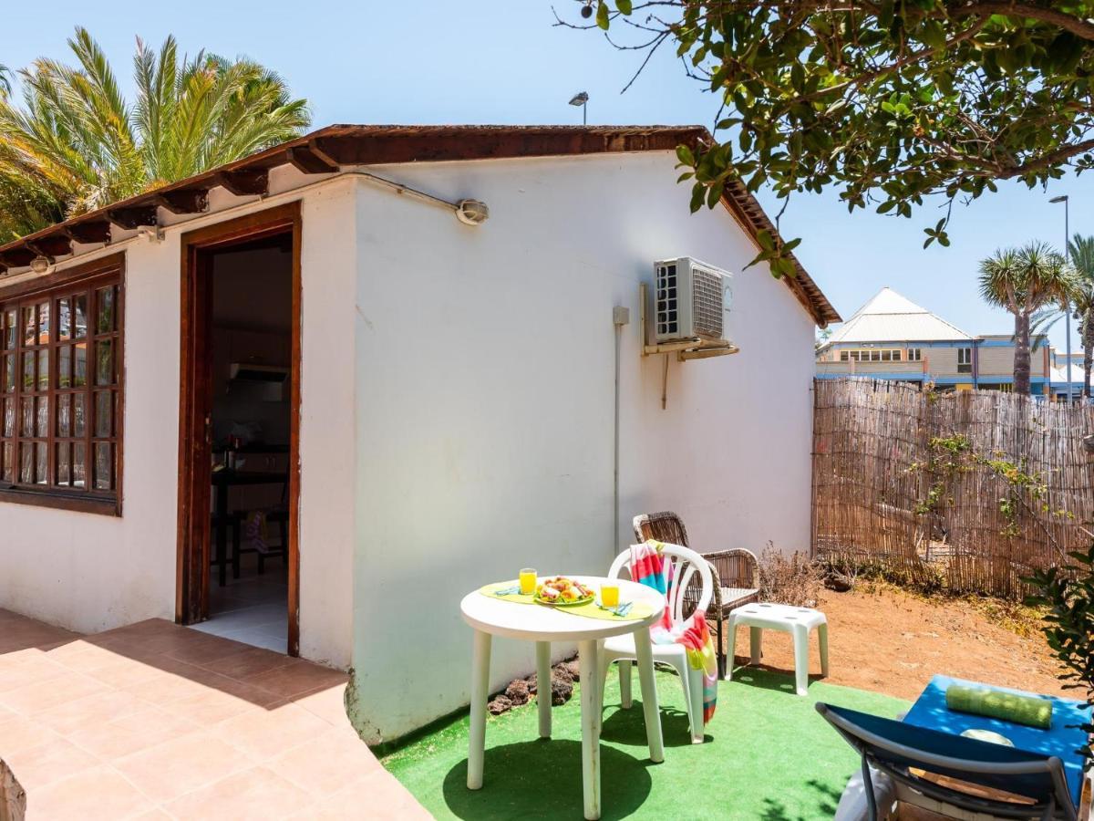 102 Bright Accomodation With Pool View Appartement