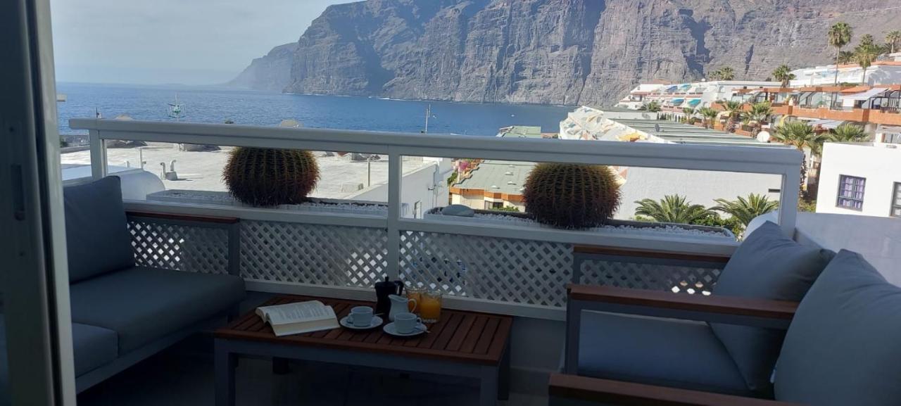 Vistas Sonadas Cerca Del Mar Acantilado de los Gigantes