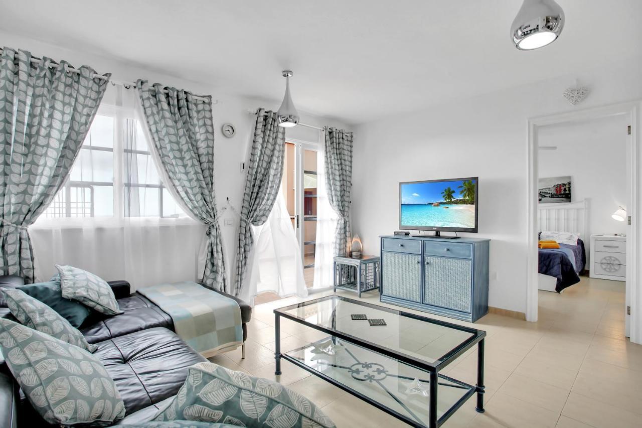 Floor, Sea View, Huge Terrace, Heated Pool, Garage Los Cristianos (Tenerife)
