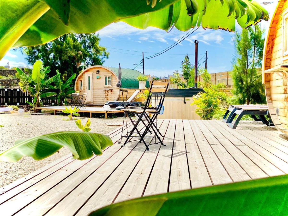 Nashira Hot Tub Piscina Y Jardin Holiday home Buzanada
