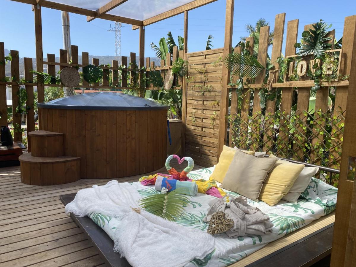 Holiday home Nashira Hot Tub Piscina Y Jardin Buzanada