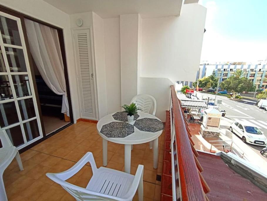 Diamantes Home, Cristianos, Heated Pool & Aircon * Arona (Tenerife)