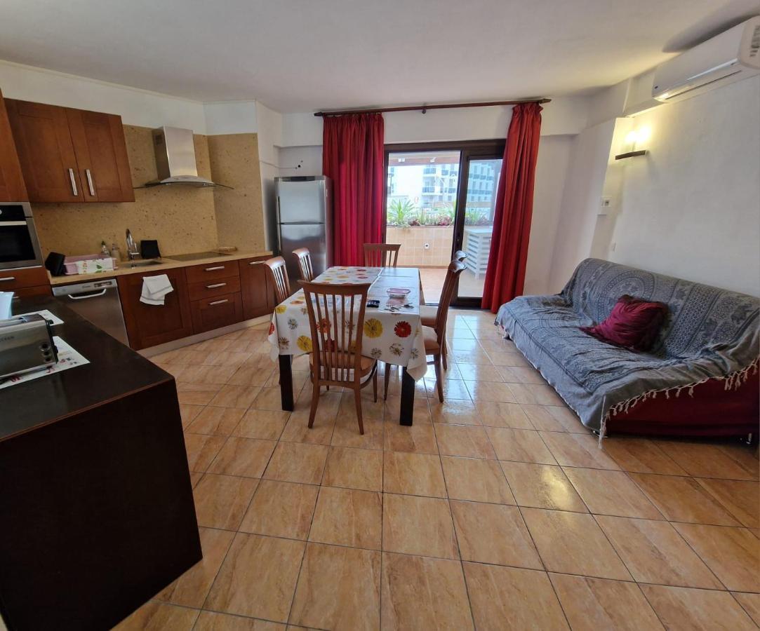 Apartment Parque Royale 1 *