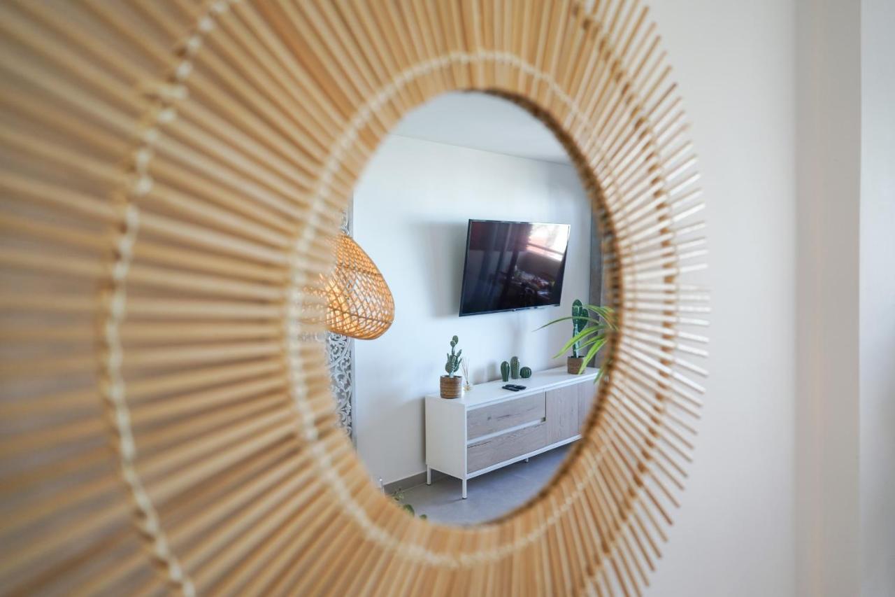 Chill In Paradise Apartment