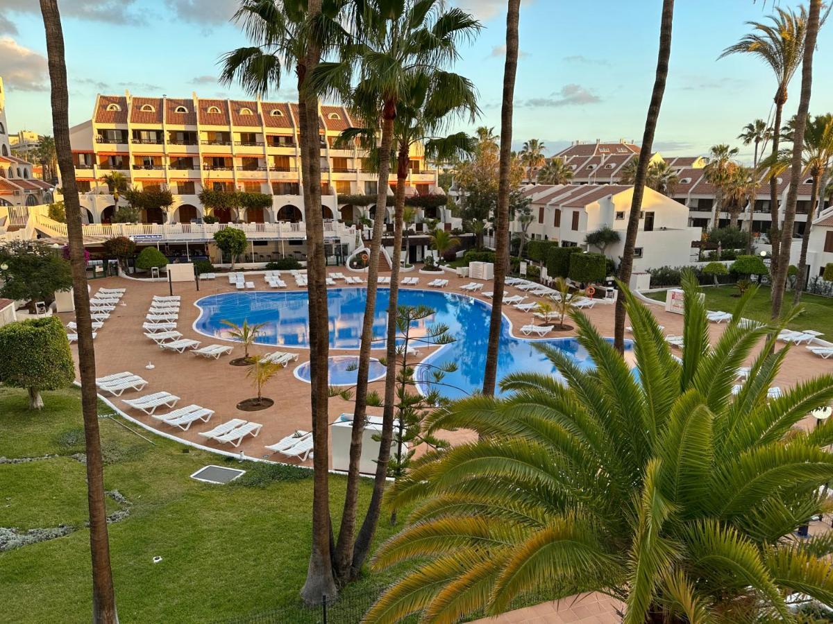 Apartment Sunny 2-bedroom In Parque Santiago Ii Playa de las Americas (Tenerife)