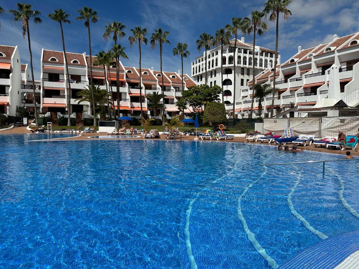 Sunny 2-bedroom In Parque Santiago Ii Apartment Playa de las Americas (Tenerife)