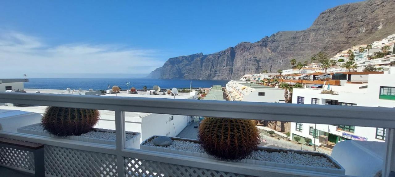 Vistas Sonadas Cerca Del Mar * Acantilado de los Gigantes