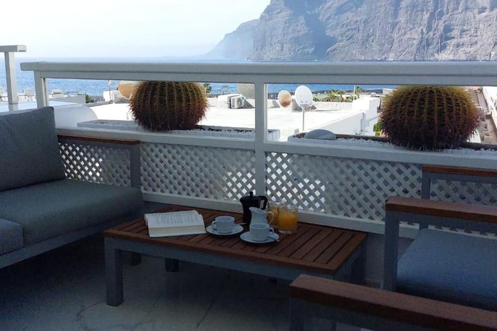 Vistas Sonadas Cerca Del Mar Acantilado de los Gigantes