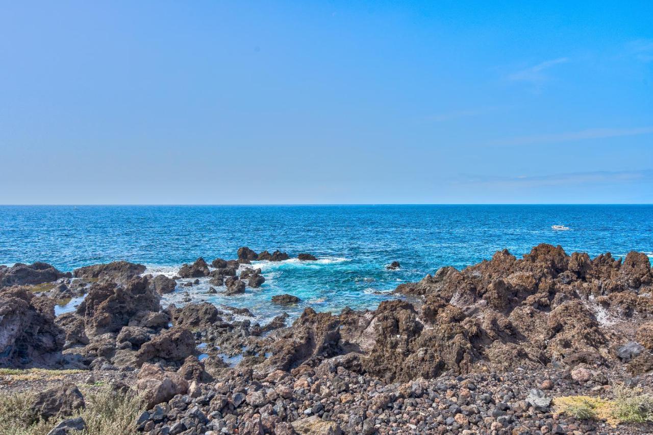 Coastal Escape *