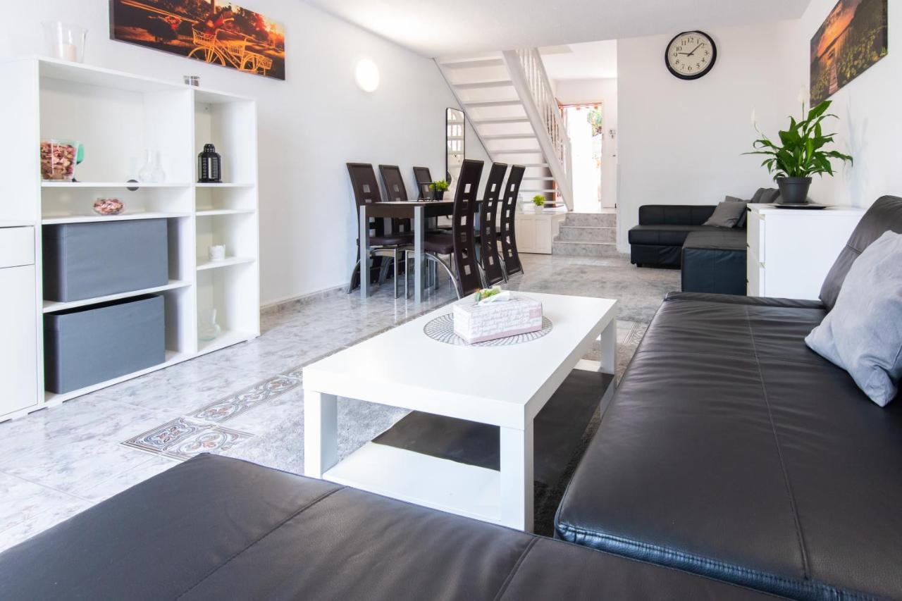 Apartment Casa De Palmeras