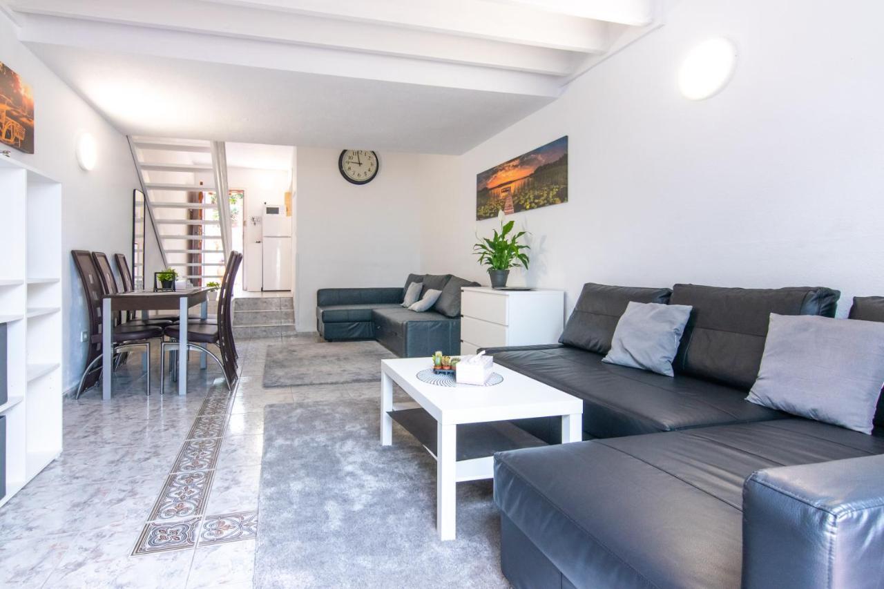 Casa De Palmeras Costa Adeje (Tenerife)