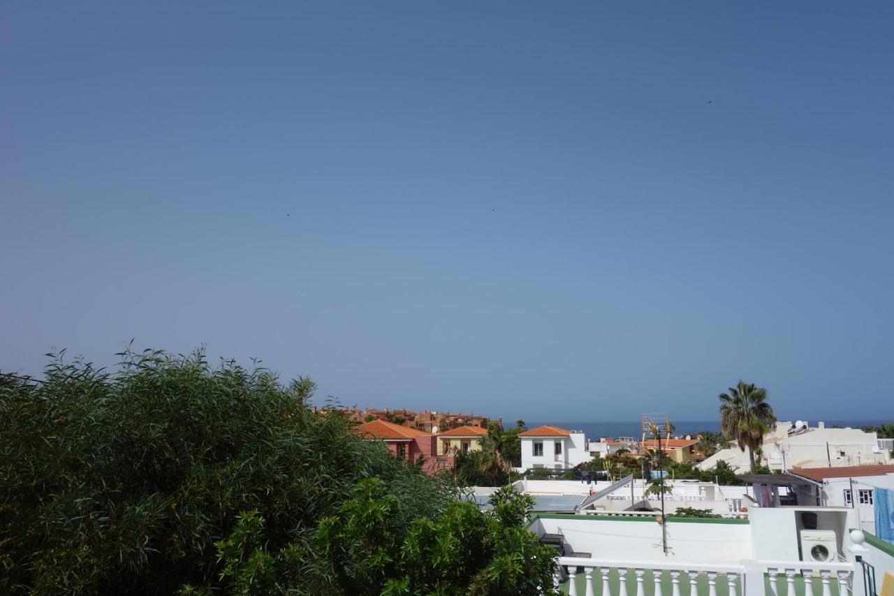Semi-detached Sea Views, Huge Terrace, Close * Palm-mar