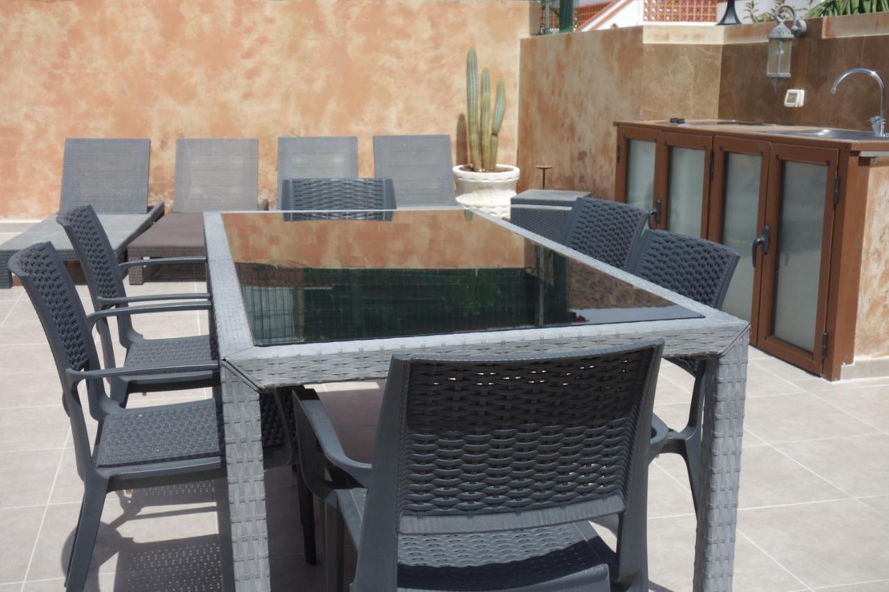 Semi-detached Sea Views, Huge Terrace, Close * Palm-mar