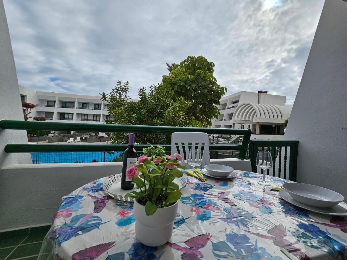 Casa Palmera 3 Only 150 Metres To The Beach, Heated Pool, Wifi, Sat-tv, Balcony Apartment *