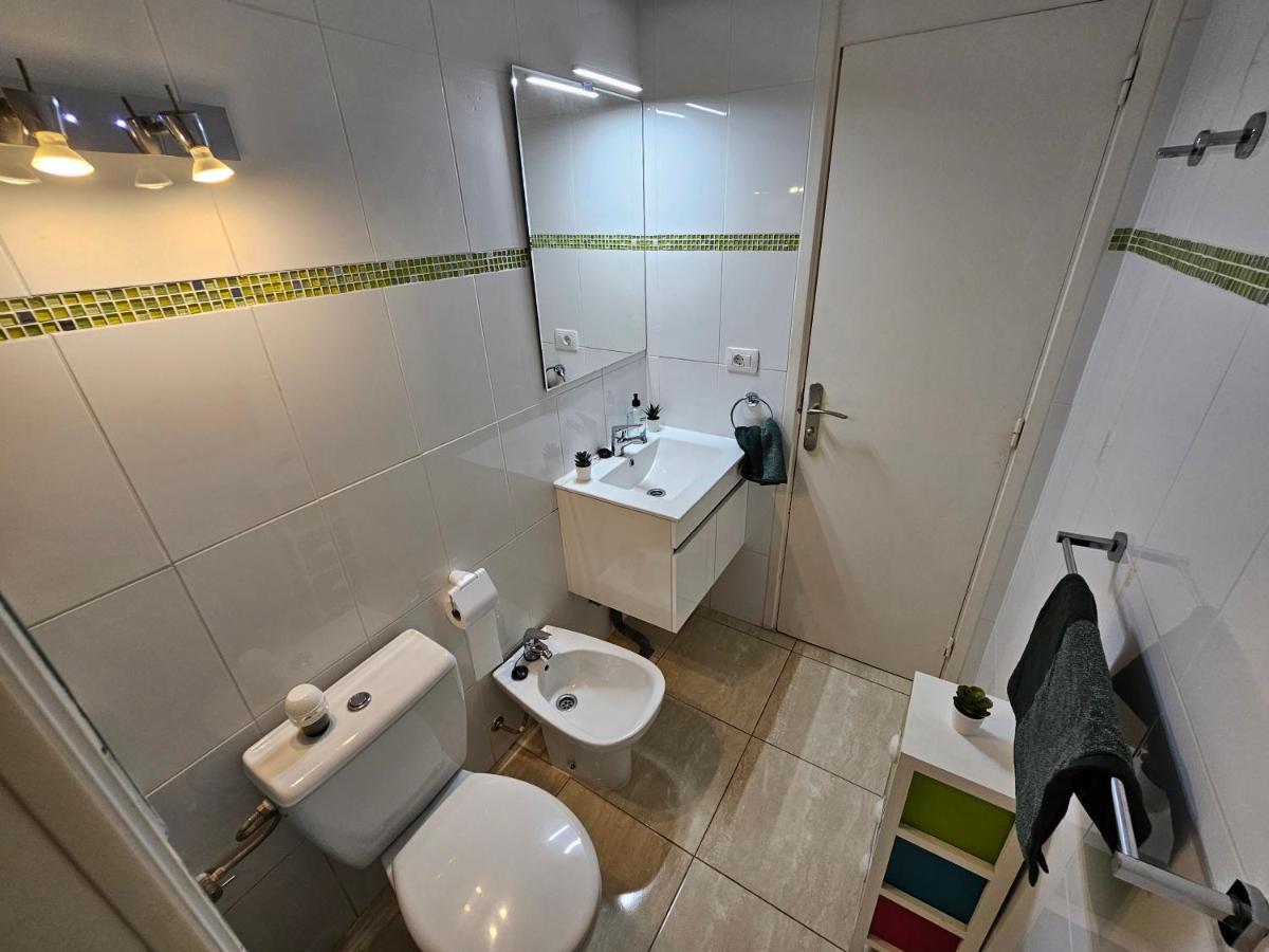 Casa Palmera 3 Only 150 Metres To The Beach, Heated Pool, Wifi, Sat-tv, Balcony Apartment Arona (Tenerife)
